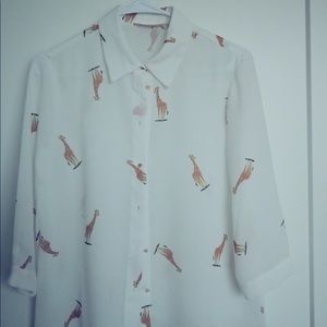 Woman blouse XS giraffe print